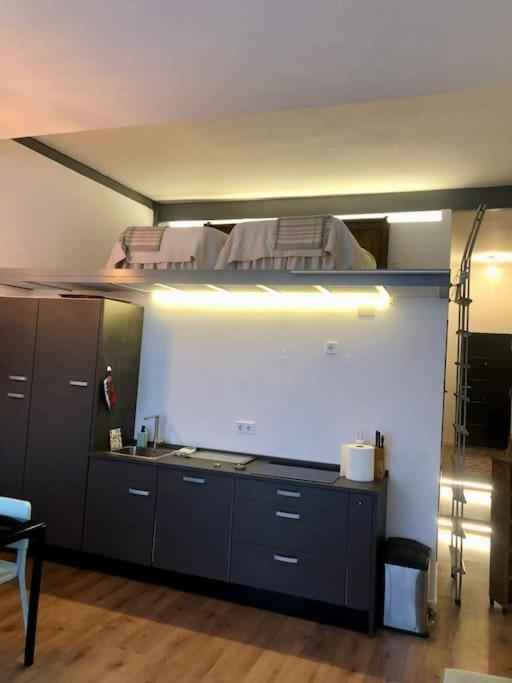 Appartamento Beautiful Loft With Terrace 6 Pers. Cal Madrid Esterno foto